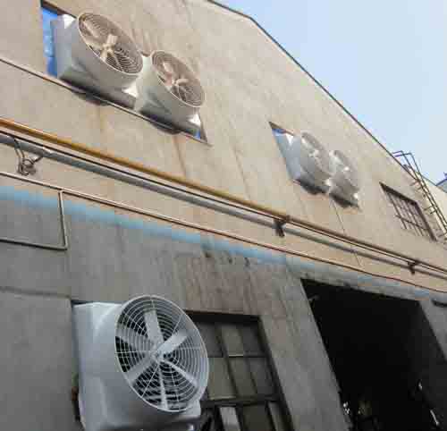 夏季養(yǎng)豬場通風(fēng)設(shè)備臨沂負(fù)壓風(fēng)機(jī) 夏季養(yǎng)豬場通風(fēng)設(shè)備臨沂負(fù)壓風(fēng)機(jī)